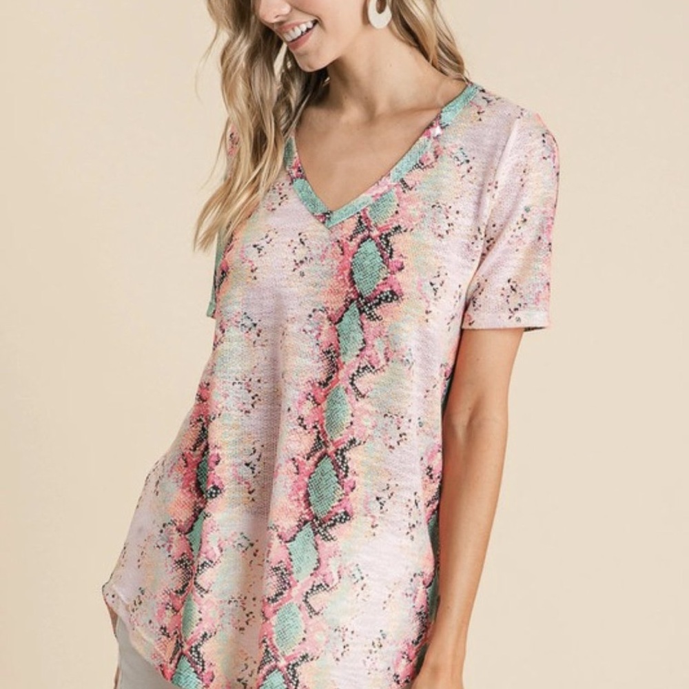 Soft Sheer Woven Blended V Neck Snake Print tunic